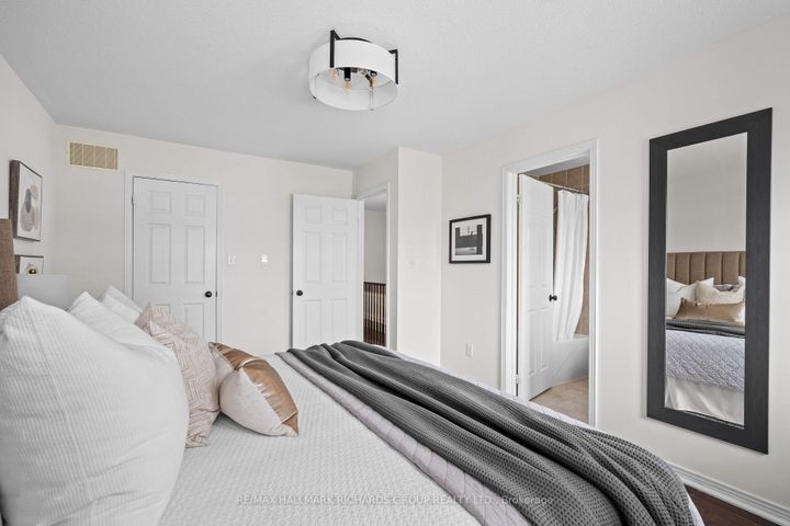 Photo 17 at 91 Wilkes Crescent, Birchmount, Toronto