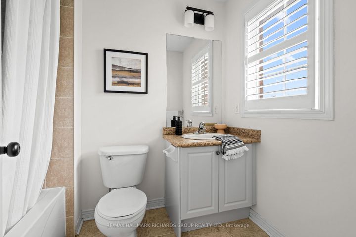 Photo 18 at 91 Wilkes Crescent, Birchmount, Toronto