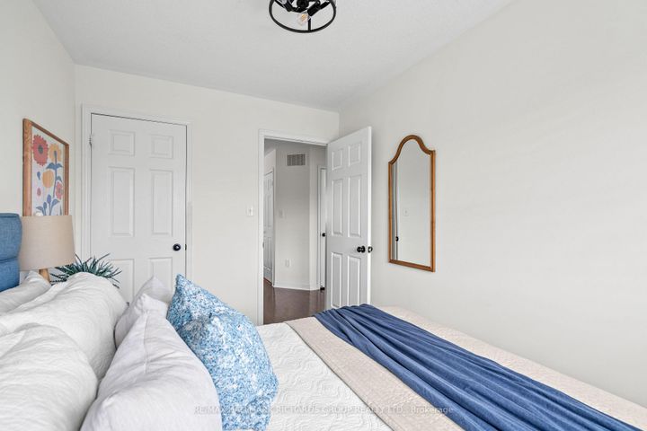 Photo 21 at 91 Wilkes Crescent, Birchmount, Toronto