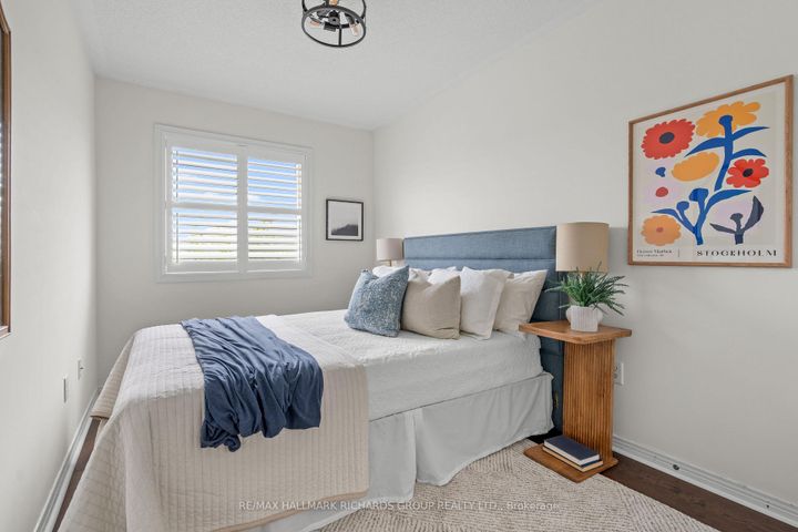 Photo 22 at 91 Wilkes Crescent, Birchmount, Toronto