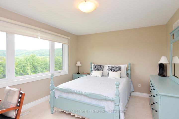 Photo 29 at 43 Regalview Drive, Stoney Creek, Hamilton