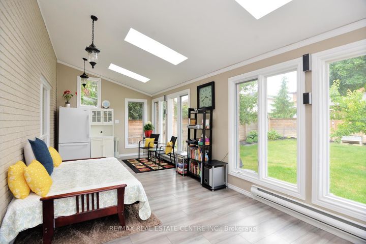Photo 40 at 43 Regalview Drive, Stoney Creek, Hamilton