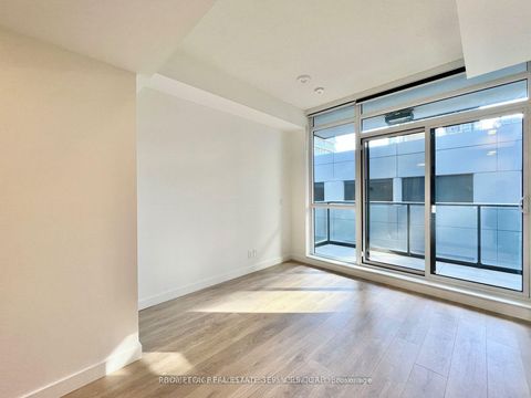 Photo 9 at 1209 - 38 Widmer Street, Waterfront Communities C1, Toronto
