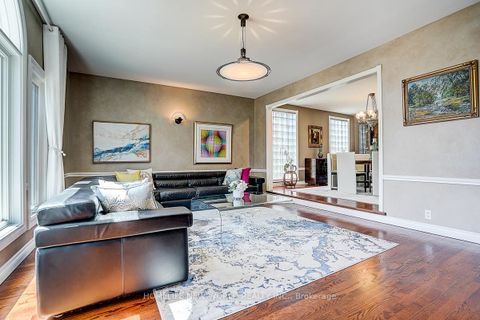 Photo 6 at 594 Woburn Avenue S, Nortown, Toronto