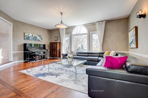 Photo 7 at 594 Woburn Avenue S, Nortown, Toronto