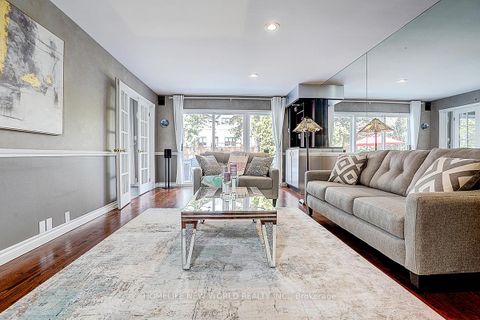 Photo 13 at 594 Woburn Avenue S, Nortown, Toronto