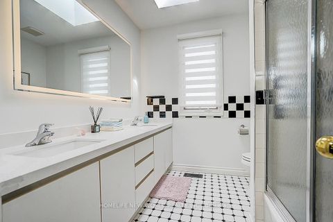Photo 24 at 594 Woburn Avenue S, Nortown, Toronto