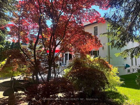 Photo 32 at 594 Woburn Avenue S, Nortown, Toronto
