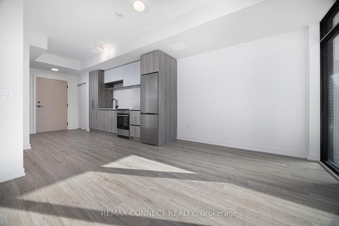Photo 2 at 303 - 181 Sterling Road, Dufferin Grove, Toronto