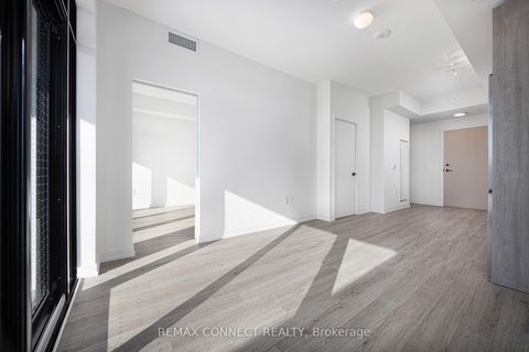 Photo 4 at 303 - 181 Sterling Road, Dufferin Grove, Toronto