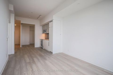 Photo 11 at 1209 - 285 Dufferin Street, South Parkdale, Toronto