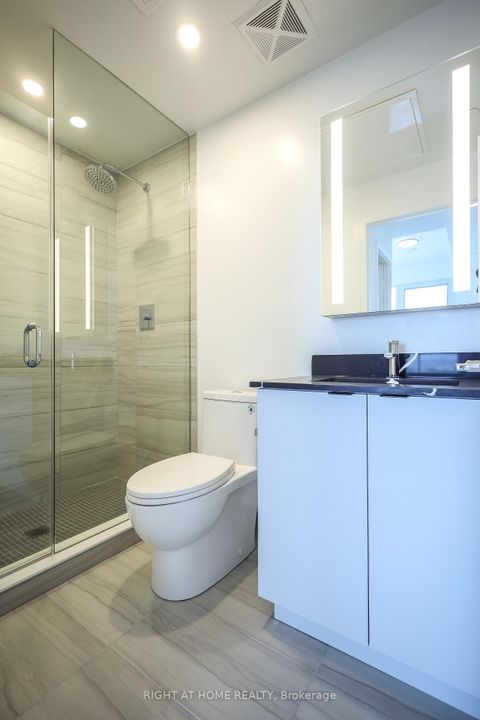 Photo 16 at 917 - 285 Dufferin Street, South Parkdale, Toronto