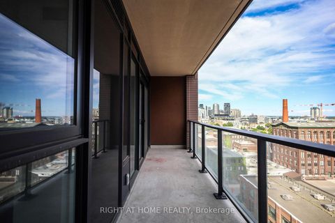 Photo 19 at 917 - 285 Dufferin Street, South Parkdale, Toronto