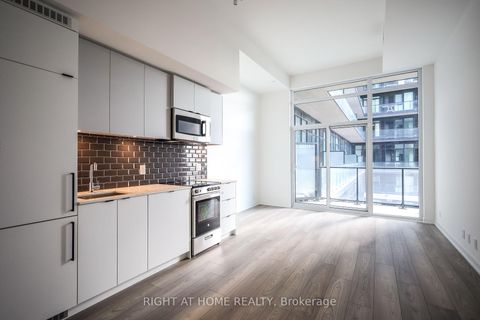 Photo 7 at 704 - 285 Dufferin Street, South Parkdale, Toronto
