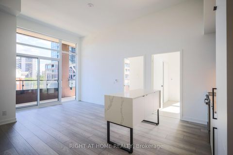 Photo 8 at 220 - 285 Dufferin Street, South Parkdale, Toronto