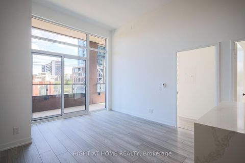 Photo 14 at 220 - 285 Dufferin Street, South Parkdale, Toronto