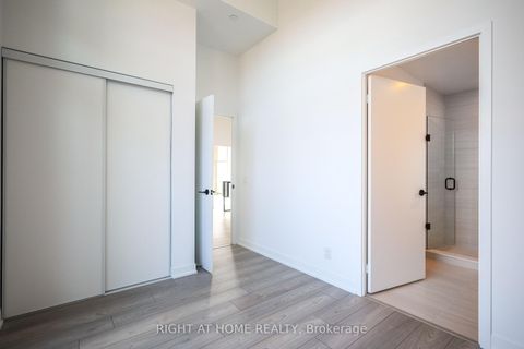 Photo 18 at 220 - 285 Dufferin Street, South Parkdale, Toronto