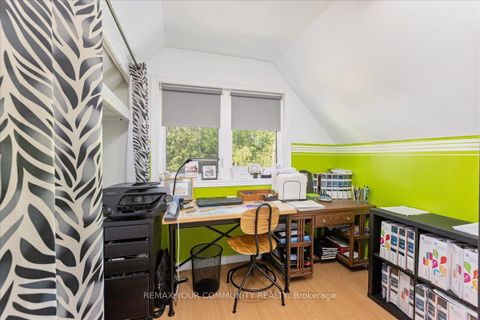 Photo 16 at 17 Farley Circle, Historic Lakeshore Communities, Georgina