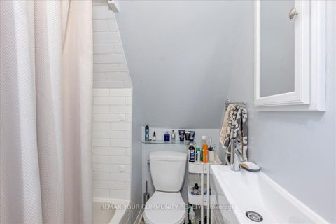 Photo 18 at 17 Farley Circle, Historic Lakeshore Communities, Georgina