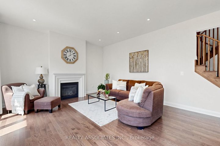 Photo 3 at 4029 Ellesmere Road, Highland Creek, Toronto