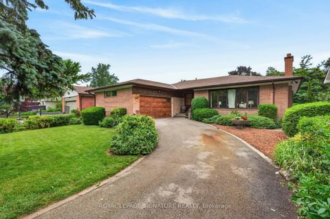 Photo 1 at 11 Regency Square, Guildwood, Toronto