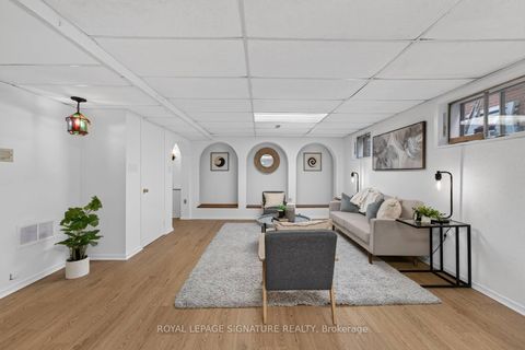 Photo 33 at 11 Regency Square, Guildwood, Toronto