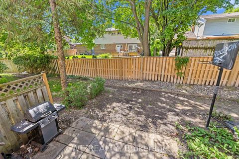 Photo 26 at 11 Stonedale Placeway, Don Mills, Toronto