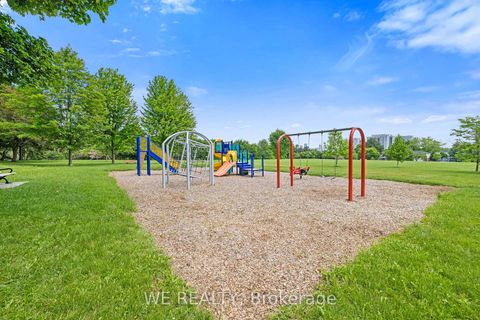 Photo 36 at 11 Stonedale Placeway, Don Mills, Toronto