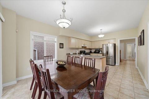 Photo 13 at 5 Laura Sabrina Drive, Sonoma Heights, Vaughan