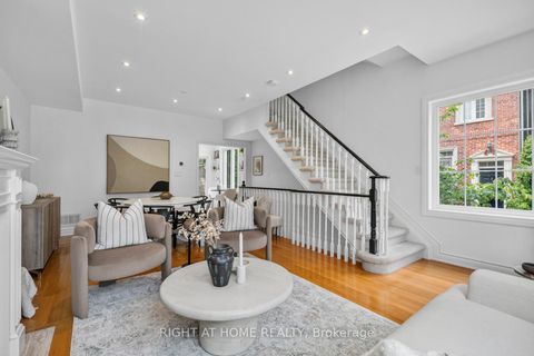 Photo 8 at 722F Kingston Road, Danforth, Toronto
