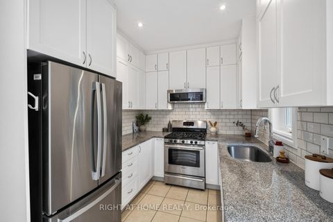 Photo 10 at 722F Kingston Road, Danforth, Toronto
