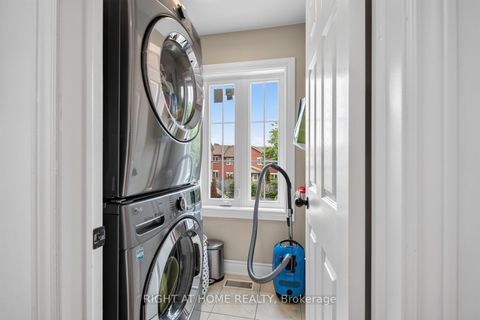 Photo 19 at 722F Kingston Road, Danforth, Toronto
