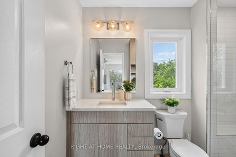 Photo 26 at 722F Kingston Road, Danforth, Toronto