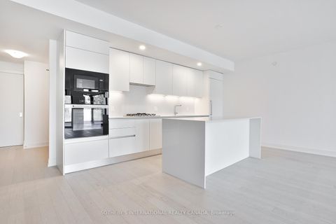 Photo 3 at 311 - 200 Keewatin Avenue, Mount Pleasant East, Toronto
