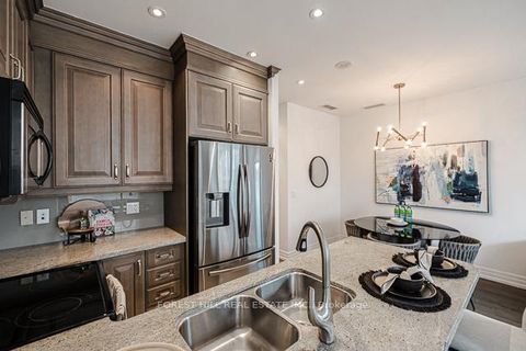 Photo 7 at 502 - 20 Burkebrook Place, York Mills, Toronto