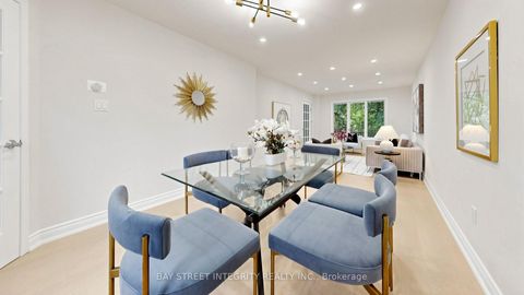 Photo 12 at 158 Largo Crescent, Maple, Vaughan