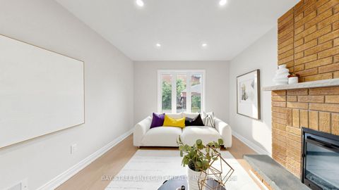 Photo 14 at 158 Largo Crescent, Maple, Vaughan