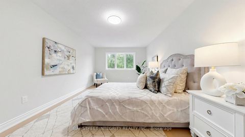 Photo 28 at 158 Largo Crescent, Maple, Vaughan