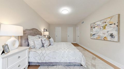 Photo 29 at 158 Largo Crescent, Maple, Vaughan