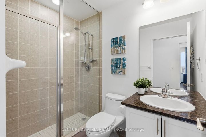 Photo 16 at PH202 - 23 Hollywood Avenue, Willowdale East, Toronto