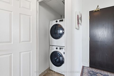 Photo 17 at PH202 - 23 Hollywood Avenue, Willowdale East, Toronto