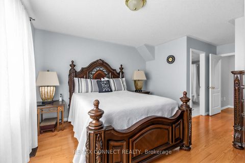 Photo 6 at 63 Coyote Crescent, Rouge E11, Toronto
