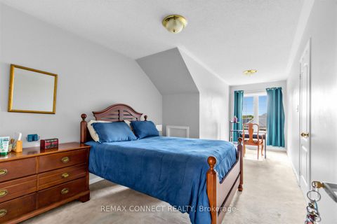 Photo 10 at 63 Coyote Crescent, Rouge E11, Toronto
