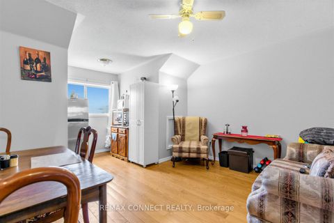 Photo 11 at 63 Coyote Crescent, Rouge E11, Toronto