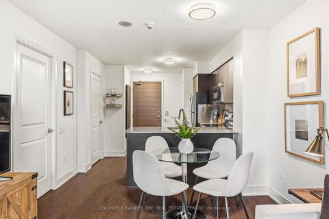 Photo 9 at 912 - 23 Sheppard Avenue E, Willowdale East, Toronto