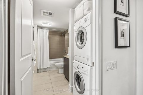 Photo 16 at 912 - 23 Sheppard Avenue E, Willowdale East, Toronto