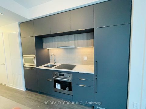 Photo 1 at 708 - 185 Alberta Avenue, Oakwood Village, Toronto