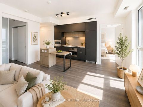Photo 2 at 708 - 185 Alberta Avenue, Oakwood Village, Toronto