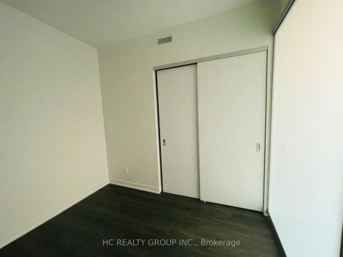 Photo 6 at 708 - 185 Alberta Avenue, Oakwood Village, Toronto