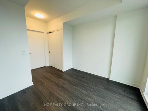 Photo 14 at 708 - 185 Alberta Avenue, Oakwood Village, Toronto